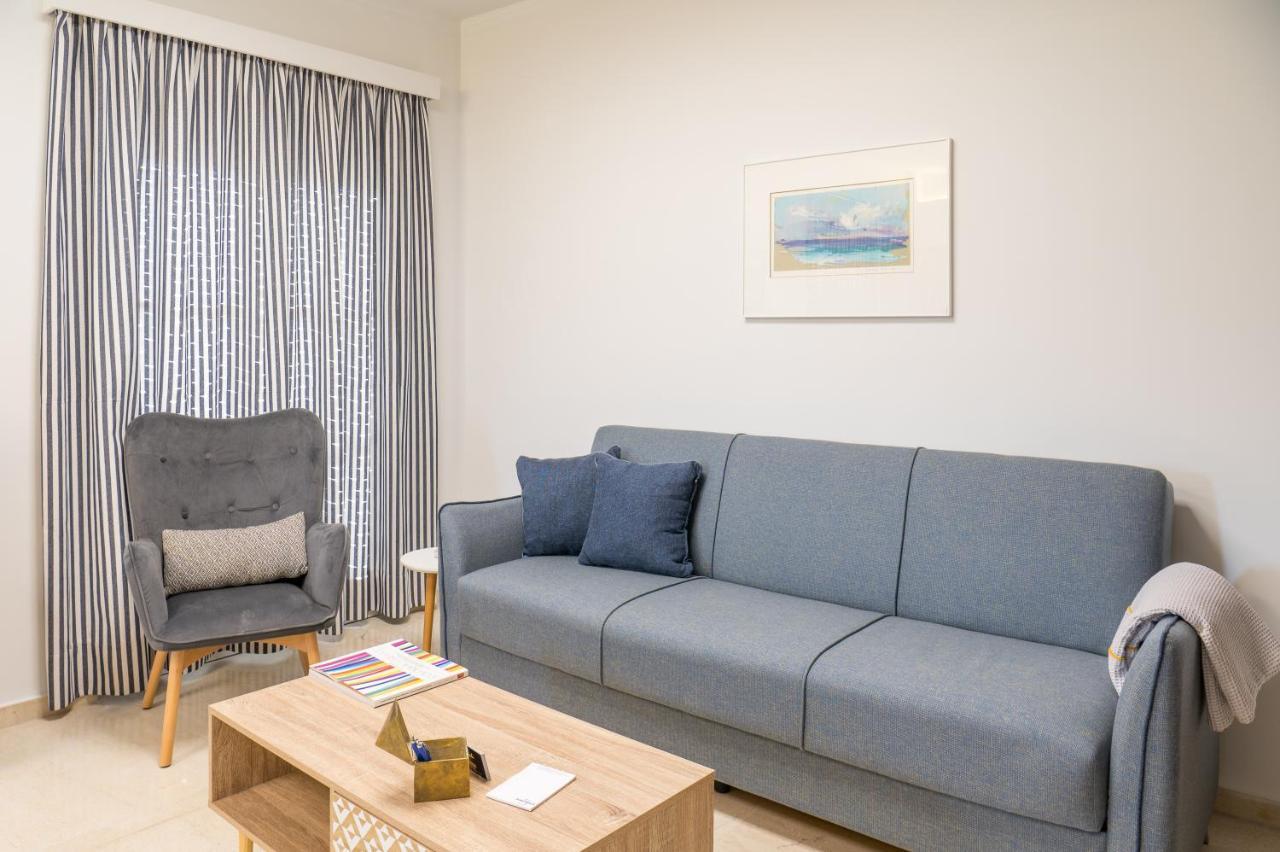 Chroma Lodge Rafina ภายนอก รูปภาพ
