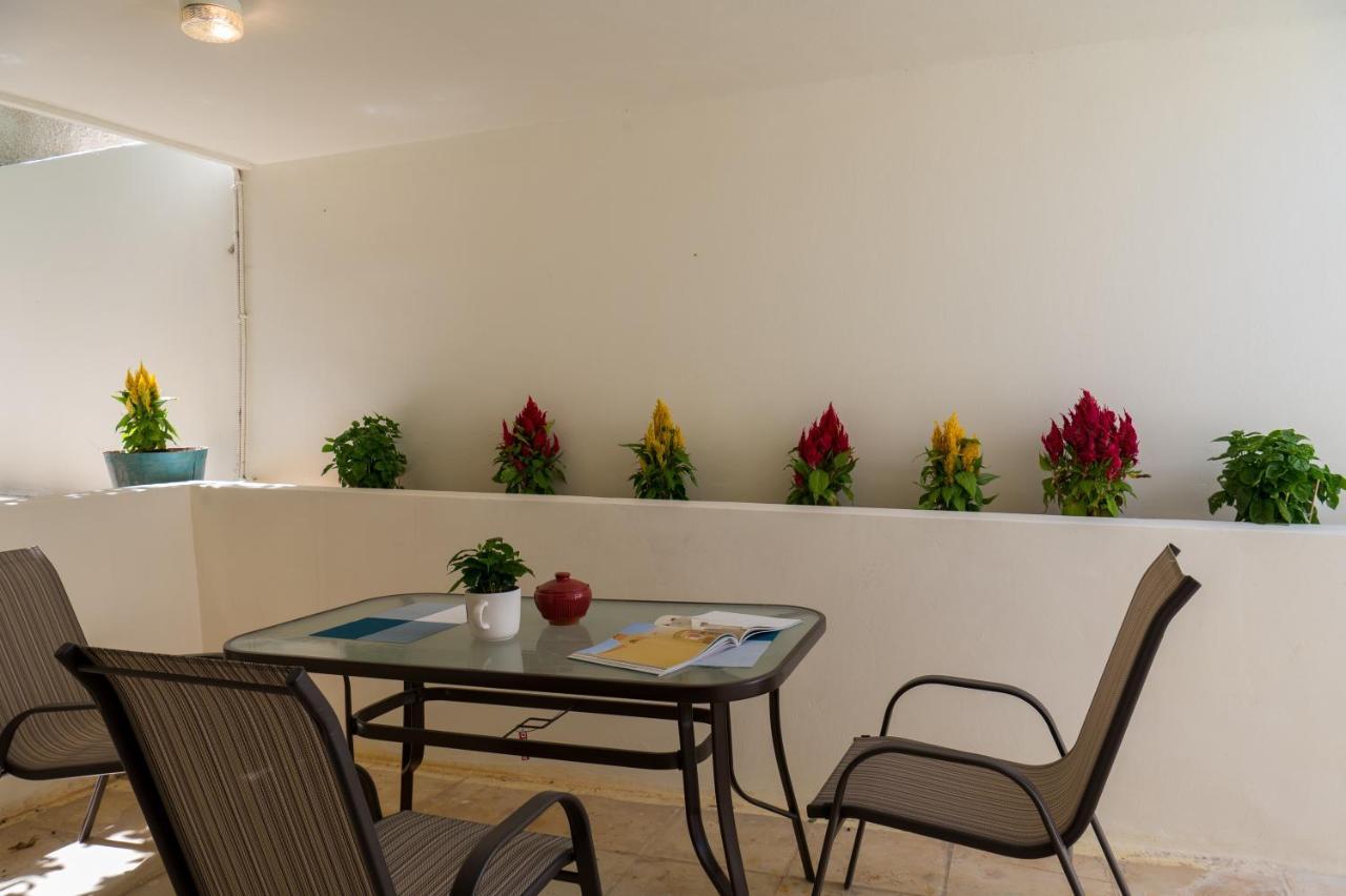 Chroma Lodge Rafina ภายนอก รูปภาพ
