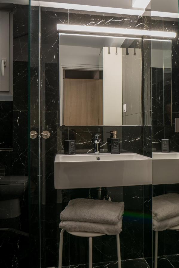 Chroma Lodge Rafina ภายนอก รูปภาพ